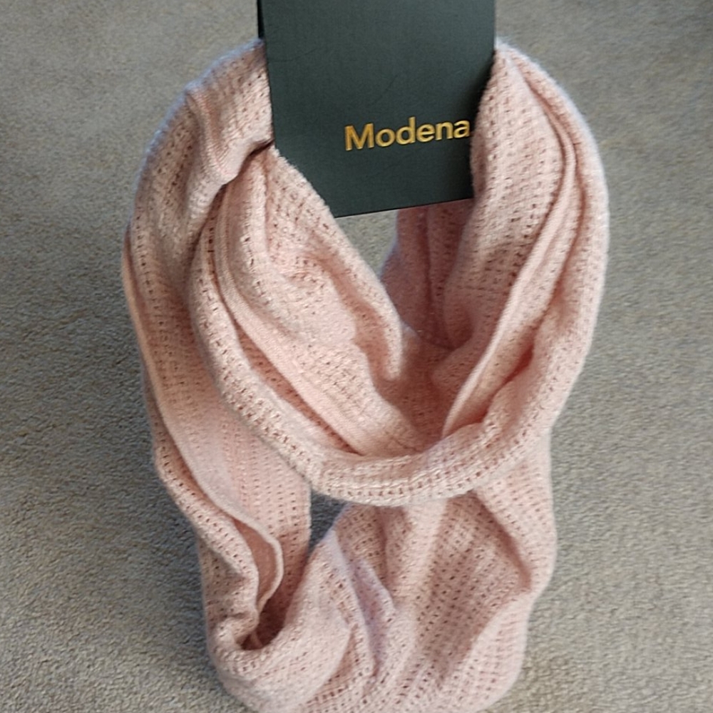 Infinity scarf - Picture 2 of 2